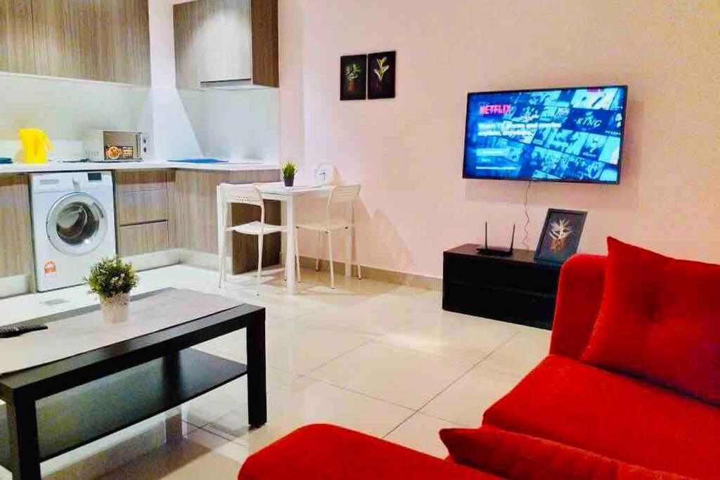Hb1512- Hyve Studio Unit, Lake View, Cyberjaya, Free Wi-Fi, Free Parking, Netflix,Pool, 3038 Exterior foto